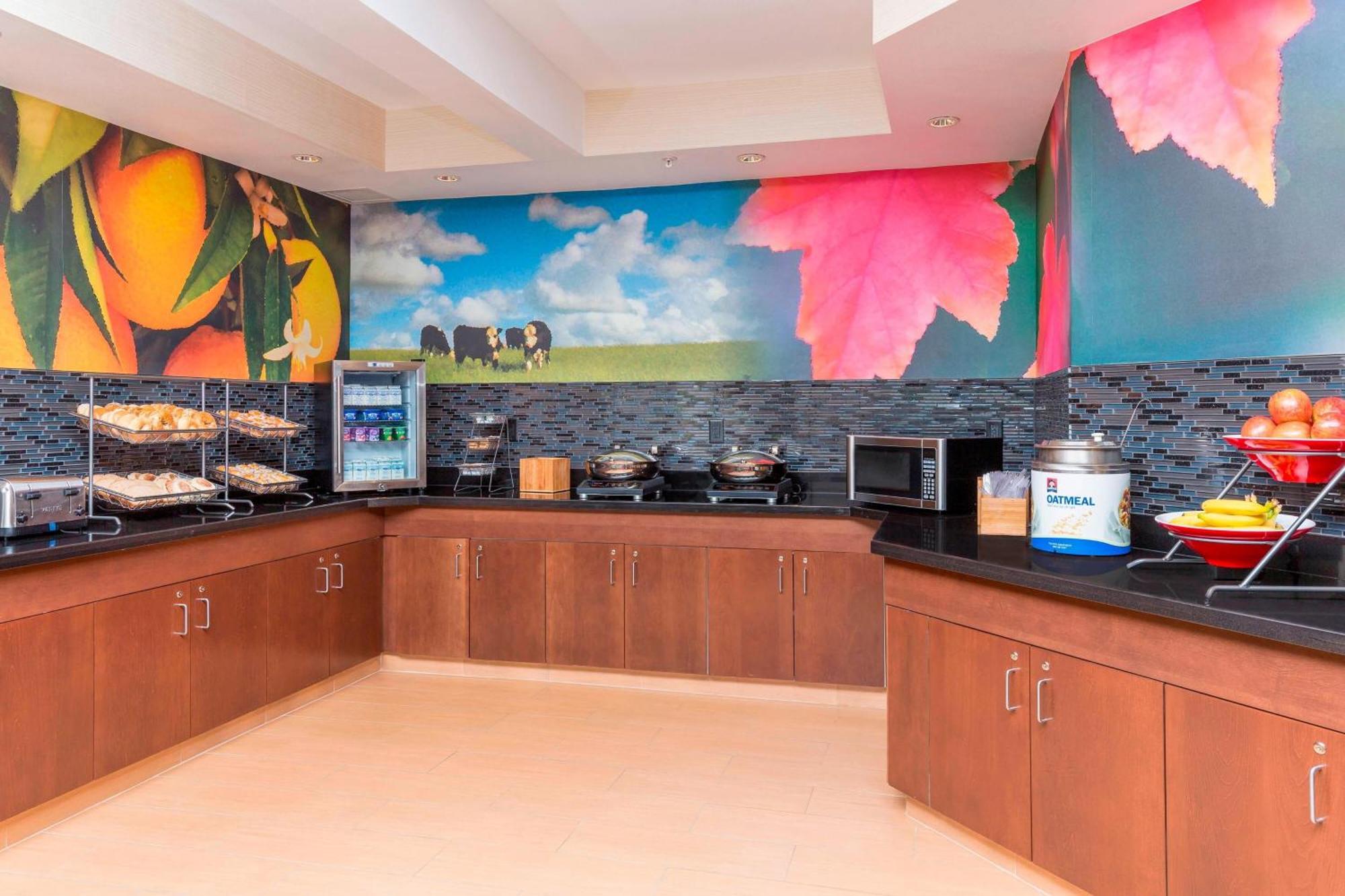 Fairfield Inn & Suites Kansas City ליס סאמיט מראה חיצוני תמונה