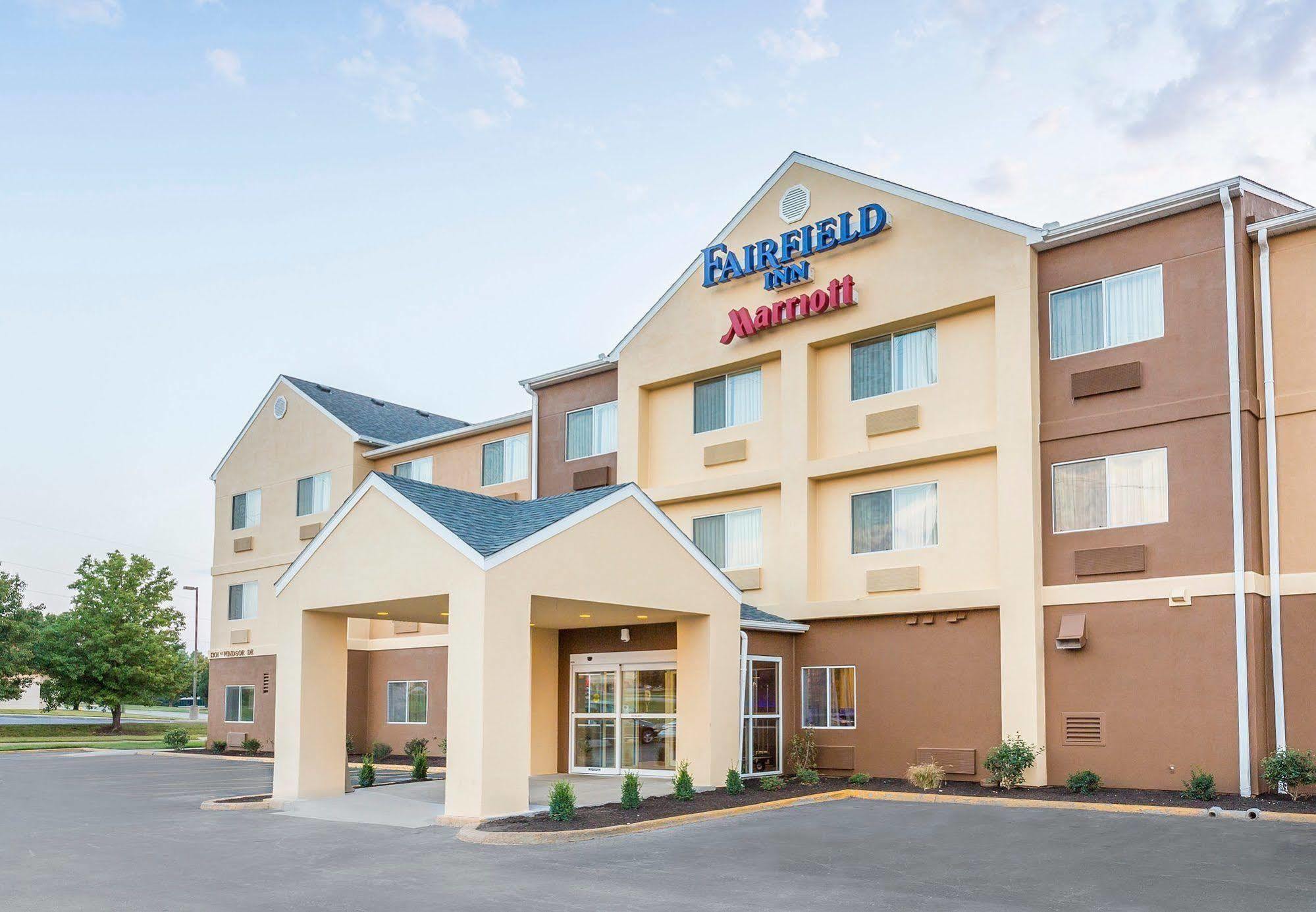 Fairfield Inn & Suites Kansas City ליס סאמיט מראה חיצוני תמונה